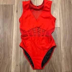 FIVE Dancewear Broadway Leo AXS Red